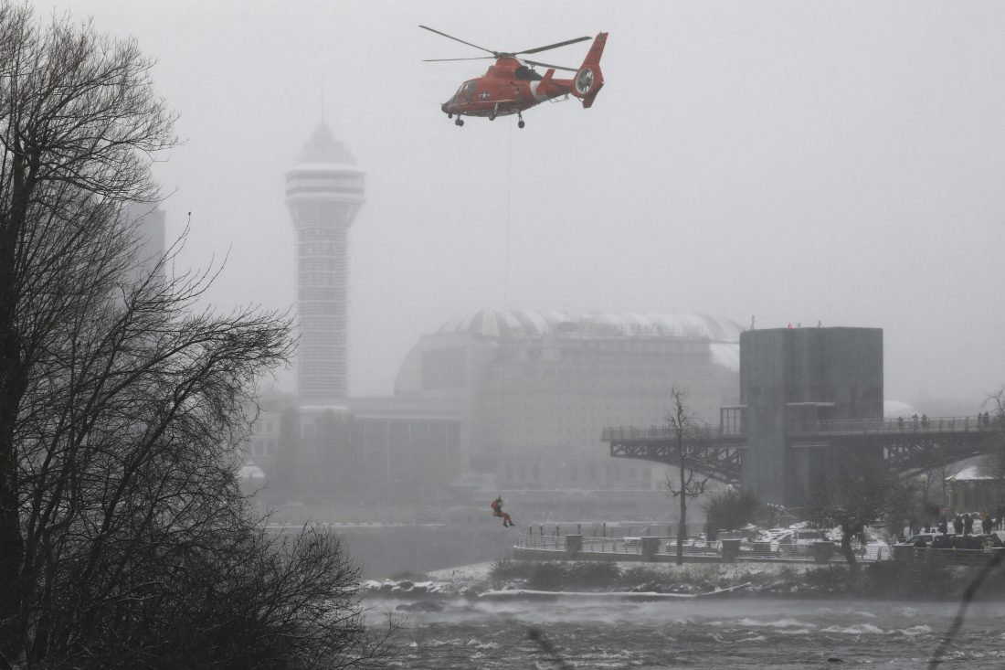 Coast Guard Diver Pulls Body From Car Above Niagara Falls News